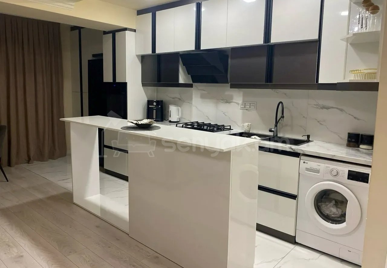 3 Սենյականոց Բնակարան, 100քմ, 9/16 հարկ, Կապիտալ Վերանորոգված