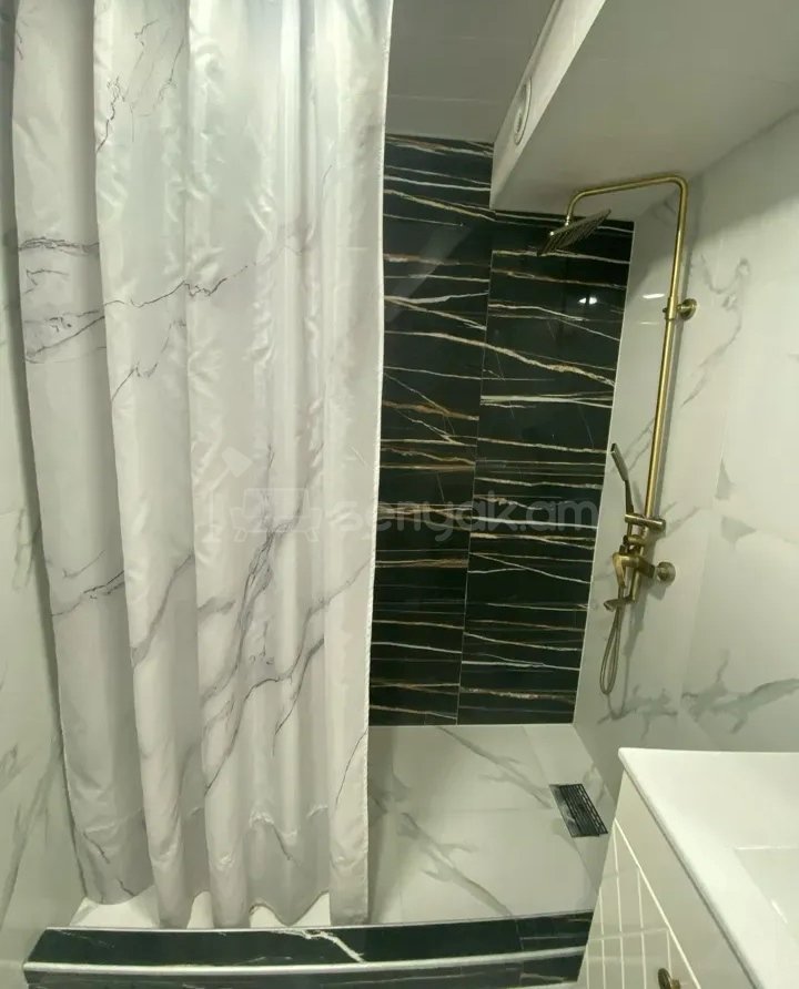 3 Սենյականոց Բնակարան, 100քմ, 9/16 հարկ, Կապիտալ Վերանորոգված