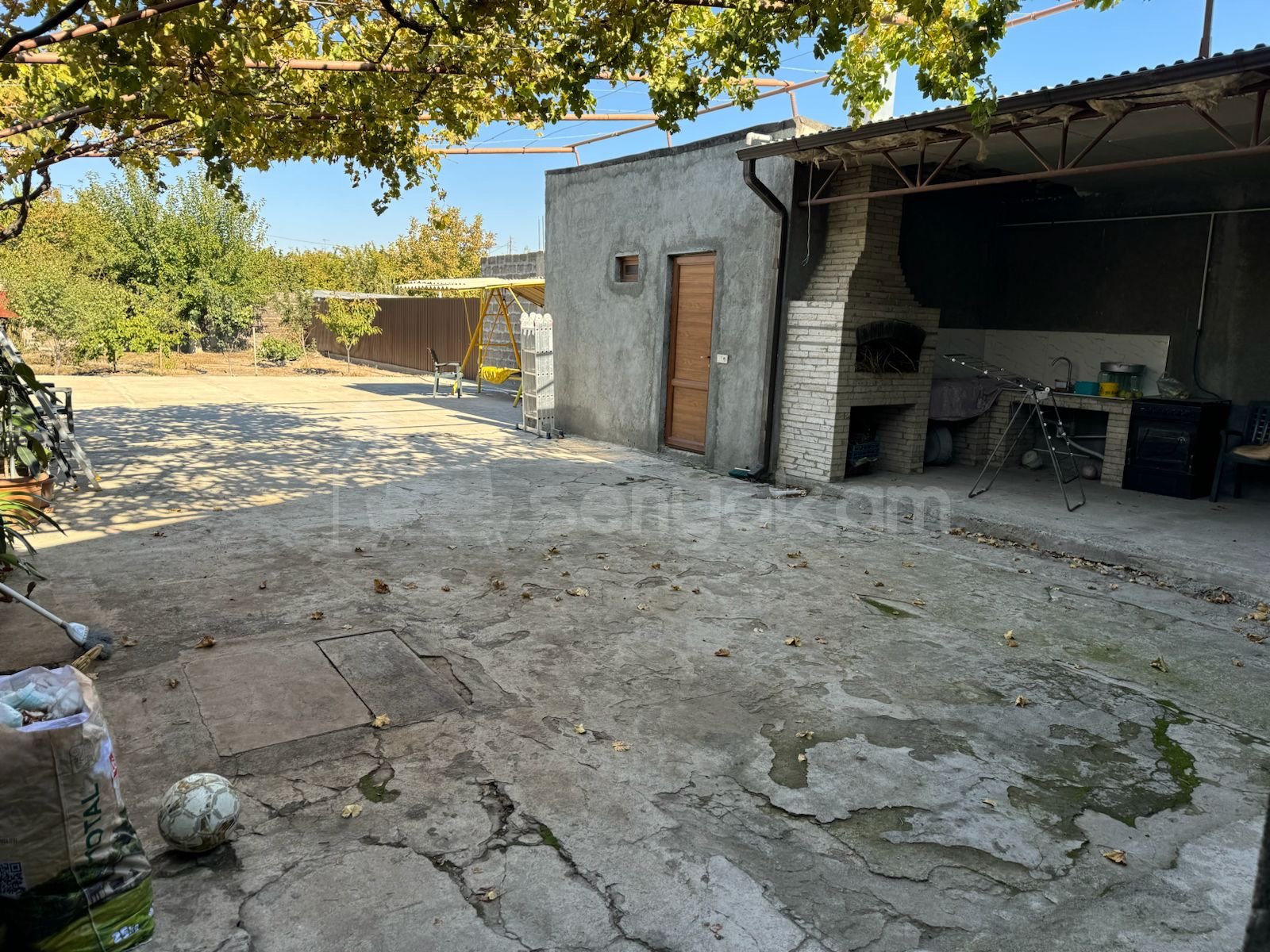 3 Սենյականոց Սեփական Տուն, 86քմ, Նորմալ Վիճակում, Ավտոտնակով