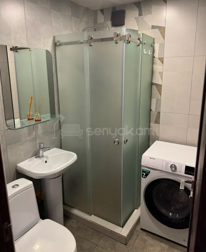 2 Սենյականոց Բնակարան, 51քմ, 5/5 հարկ, Կապիտալ Վերանորոգված