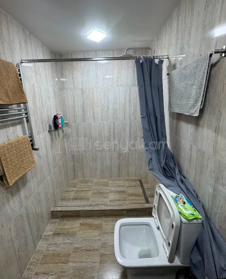 2 Սենյականոց Բնակարան Նորակառույցում, 50քմ, 7/9 հարկ, Կապիտալ Վերանորոգված