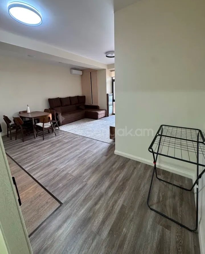 2 Սենյականոց Բնակարան Նորակառույցում, 50քմ, 7/9 հարկ, Կապիտալ Վերանորոգված