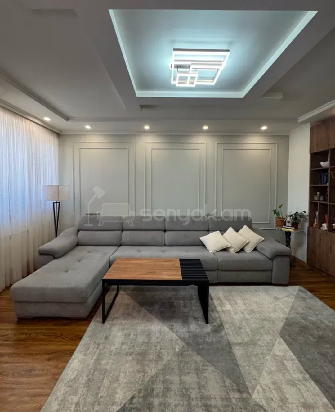 3 Սենյականոց Բնակարան Քարե Շենքում, 75քմ, 2/5 հարկ, Կապիտալ Վերանորոգված