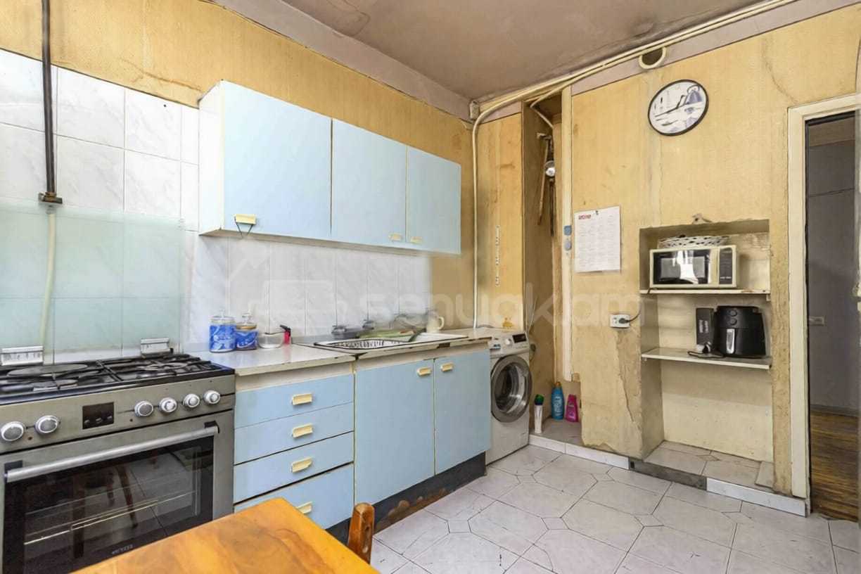 3 Սենյականոց Բնակարան, 97քմ, 9/13 հարկ, Նորմալ Վիճակում