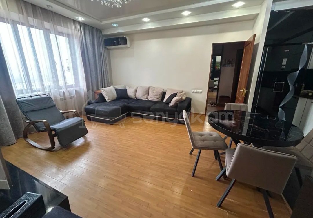 3 Սենյականոց Բնակարան, 72քմ, 4/10 հարկ, Կապիտալ Վերանորոգված