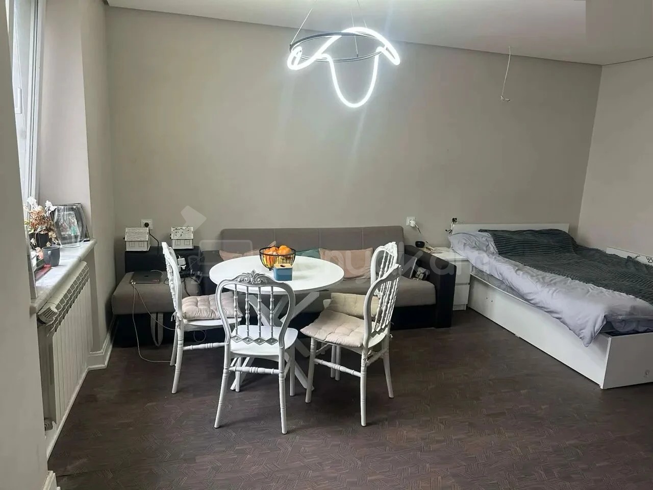 1 Սենյականոց Բնակարան Քարե Շենքում, 30քմ, 3/4 հարկ, Կապիտալ Վերանորոգված