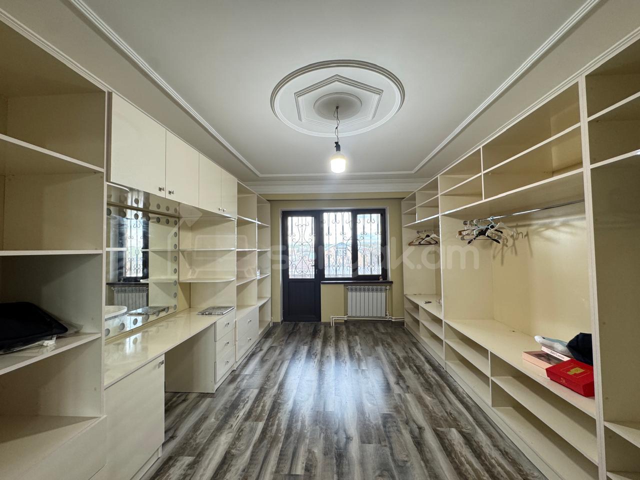 5 Սենյականոց Սեփական Տուն, 605քմ, Կապիտալ Վերանորոգված, Ավտոտնակով