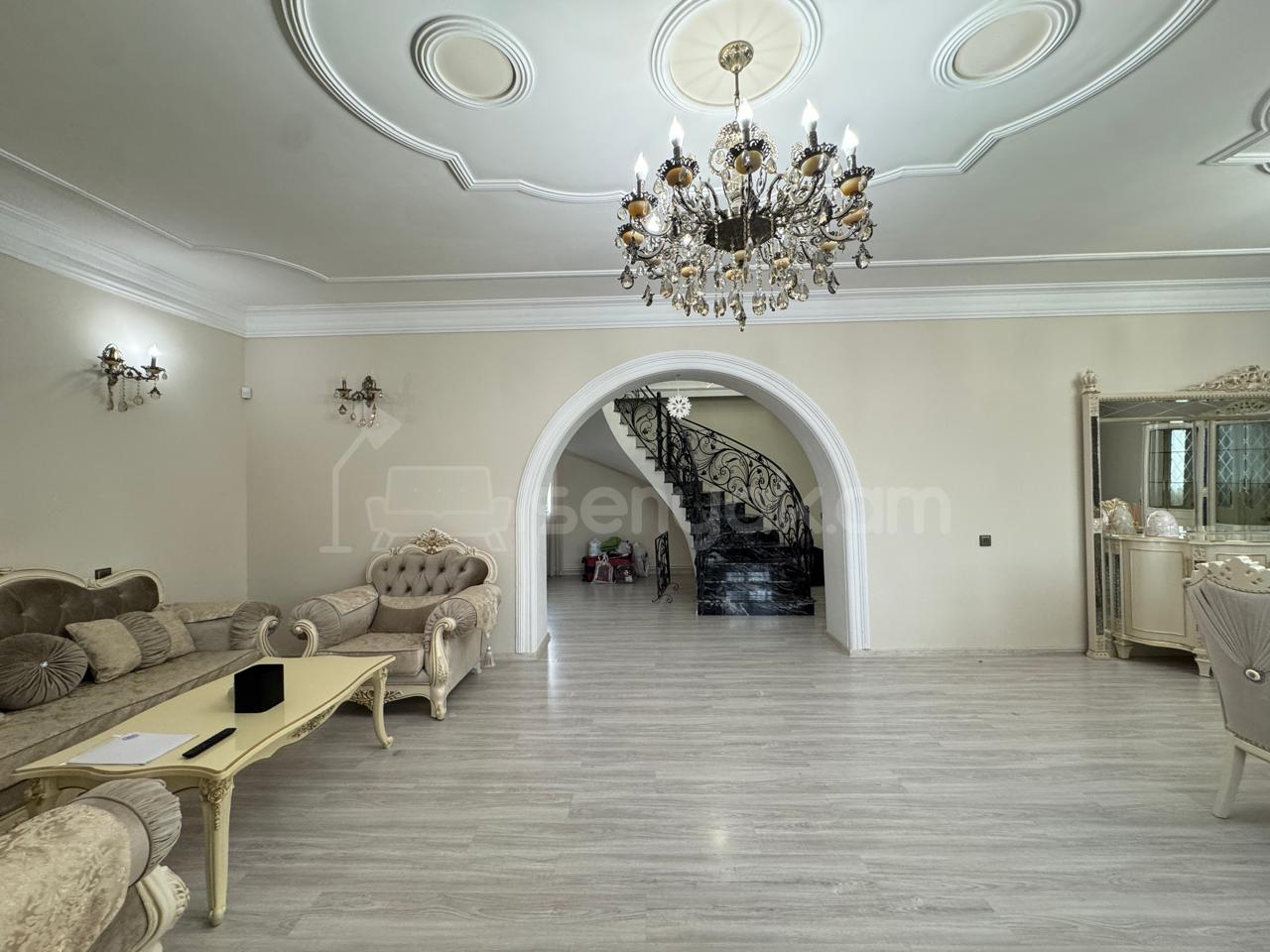 5 Սենյականոց Սեփական Տուն, 605քմ, Կապիտալ Վերանորոգված, Ավտոտնակով