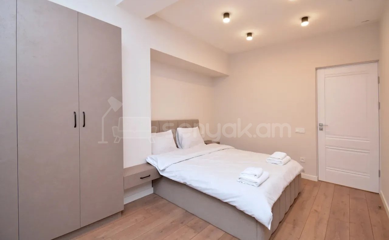 2 Սենյականոց Բնակարան, 43քմ, 6/11 հարկ, Դիզայներական Վերանորոգված