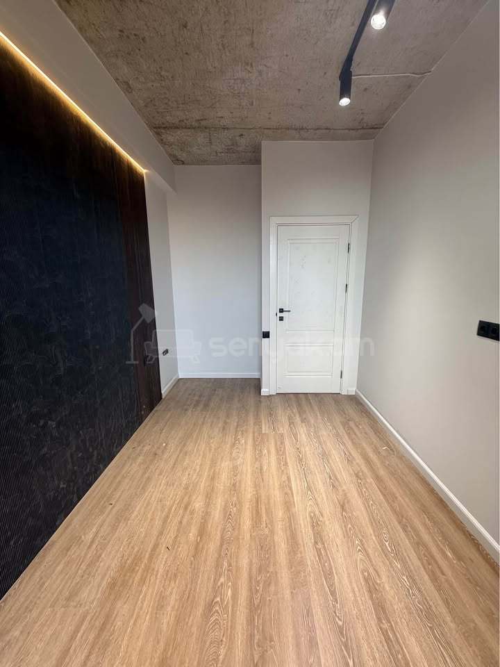 2 Սենյականոց Բնակարան Նորակառույցում, 35քմ, 11/14 հարկ, Կապիտալ Վերանորոգված