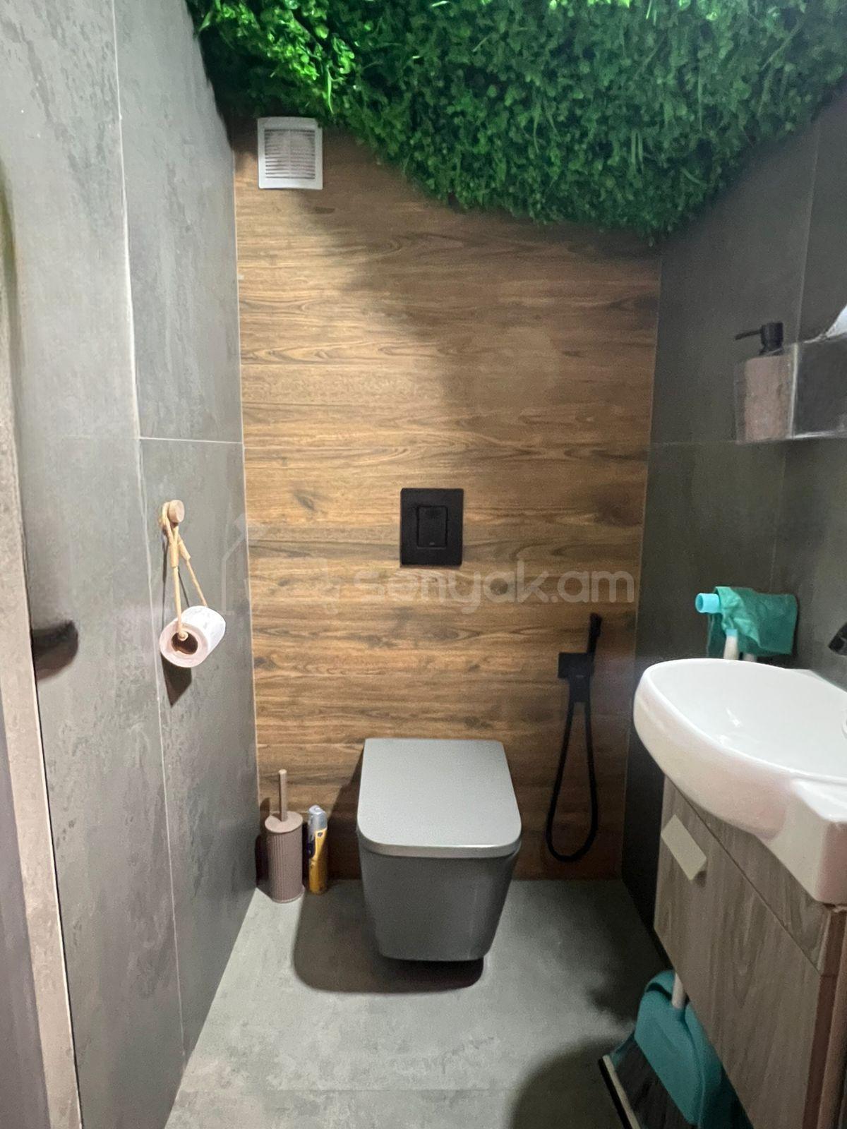 5 Սենյականոց Սեփական Տուն, 170քմ, Կապիտալ Վերանորոգված