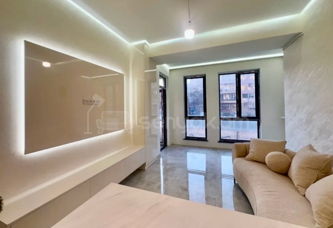 3 Սենյականոց Բնակարան, 50քմ, 5/14 հարկ, Դիզայներական Վերանորոգված