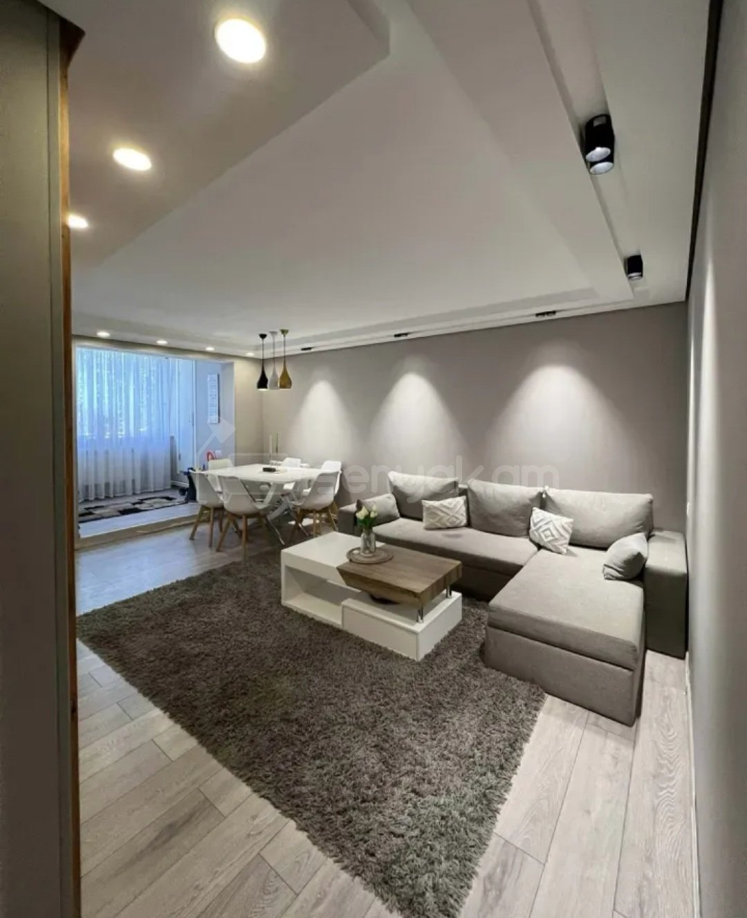 3 Սենյականոց Բնակարան, 74քմ, 3/5 հարկ, Դիզայներական Վերանորոգված