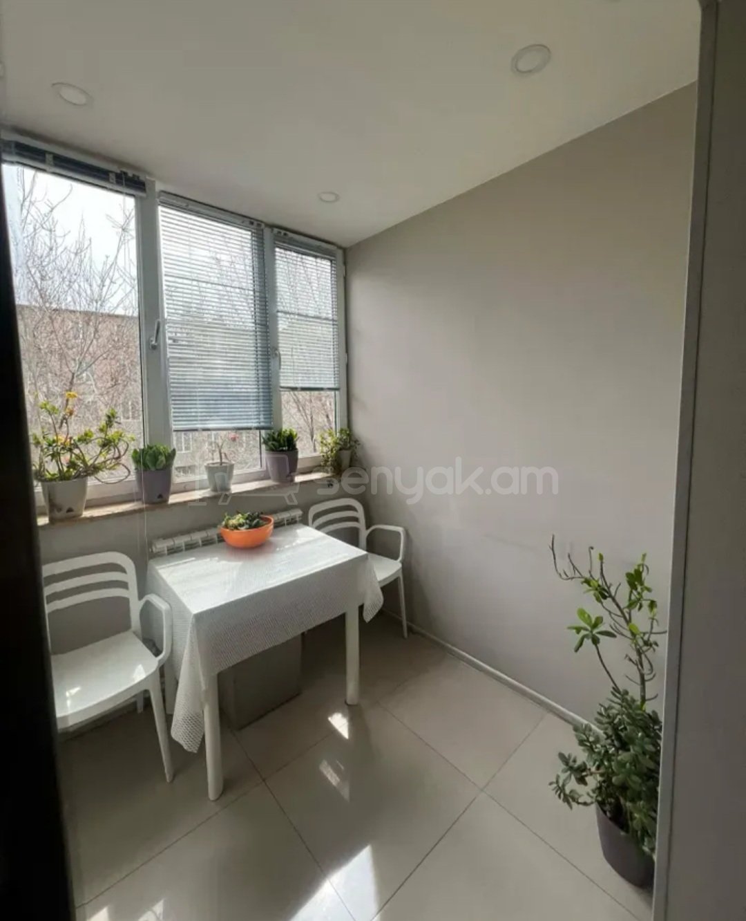 3 Սենյականոց Բնակարան, 74քմ, 3/5 հարկ, Դիզայներական Վերանորոգված