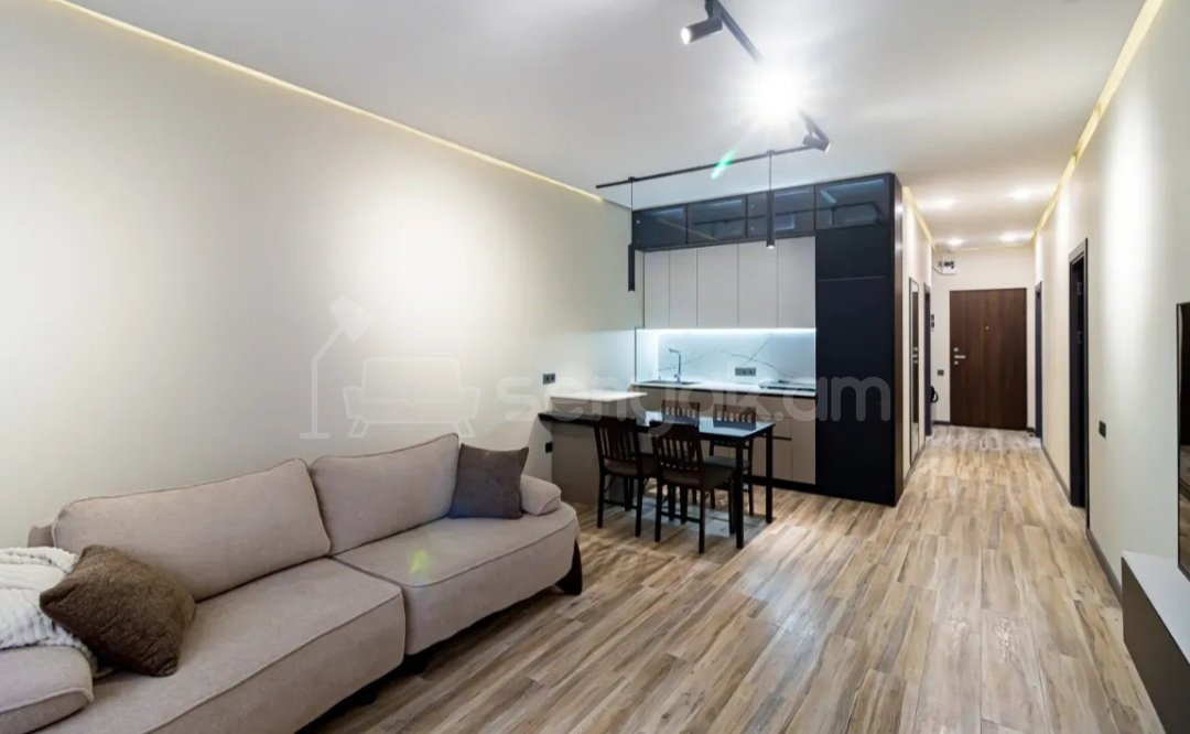 3 Սենյականոց Բնակարան, 70քմ, 12/13 հարկ, Դիզայներական Վերանորոգված