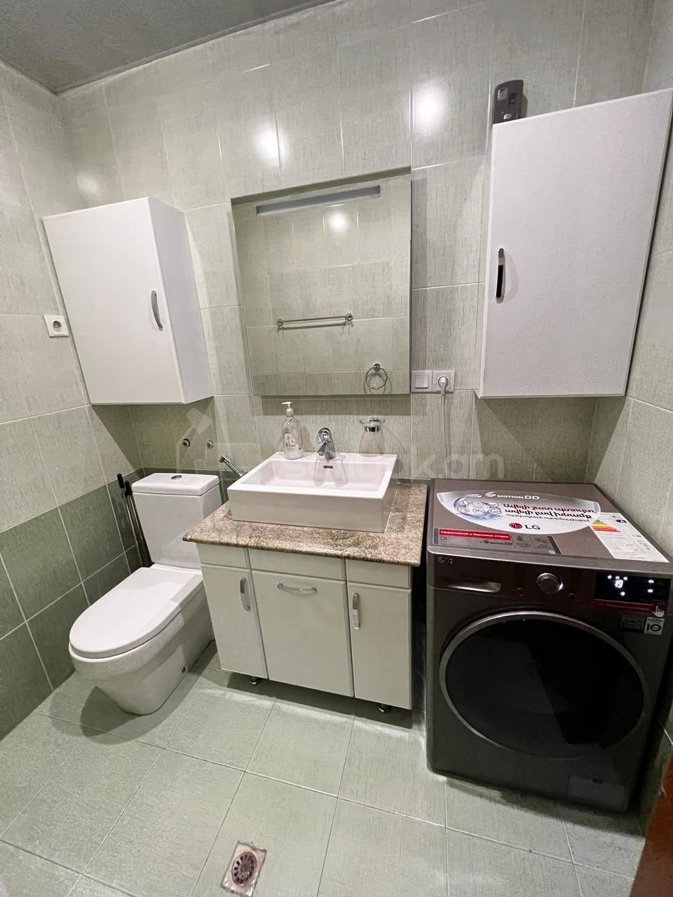 3 Սենյականոց Բնակարան Նորակառույցում, 105քմ, 10/14 հարկ, Կապիտալ Վերանորոգված