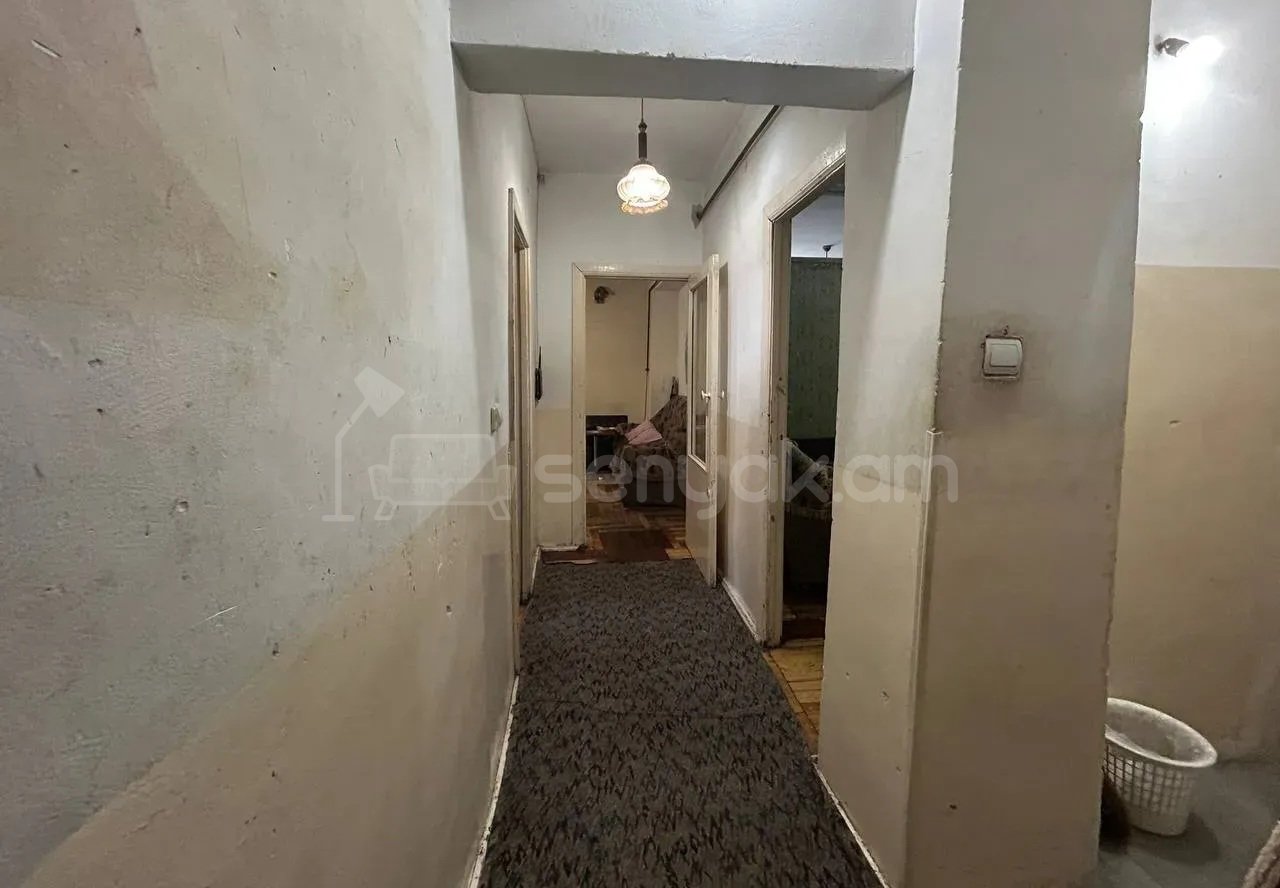 3 Սենյականոց Բնակարան, 64քմ, 1/9 հարկ, Պետական Վիճակում