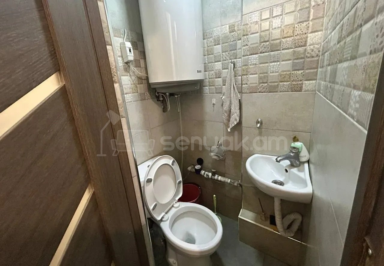 3 Սենյականոց Բնակարան, 64քմ, 1/9 հարկ, Պետական Վիճակում