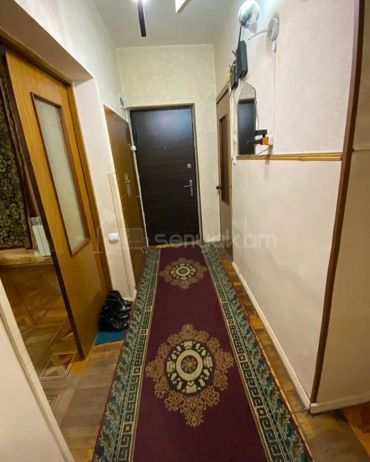 3 Սենյականոց Բնակարան Քարե Շենքում, 75քմ, 1/5 հարկ, Կոսմետիկ Վերանորոգված