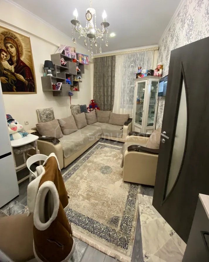 2 Սենյականոց Բնակարան Քարե Շենքում, 33քմ, 4/4 հարկ, Կապիտալ Վերանորոգված