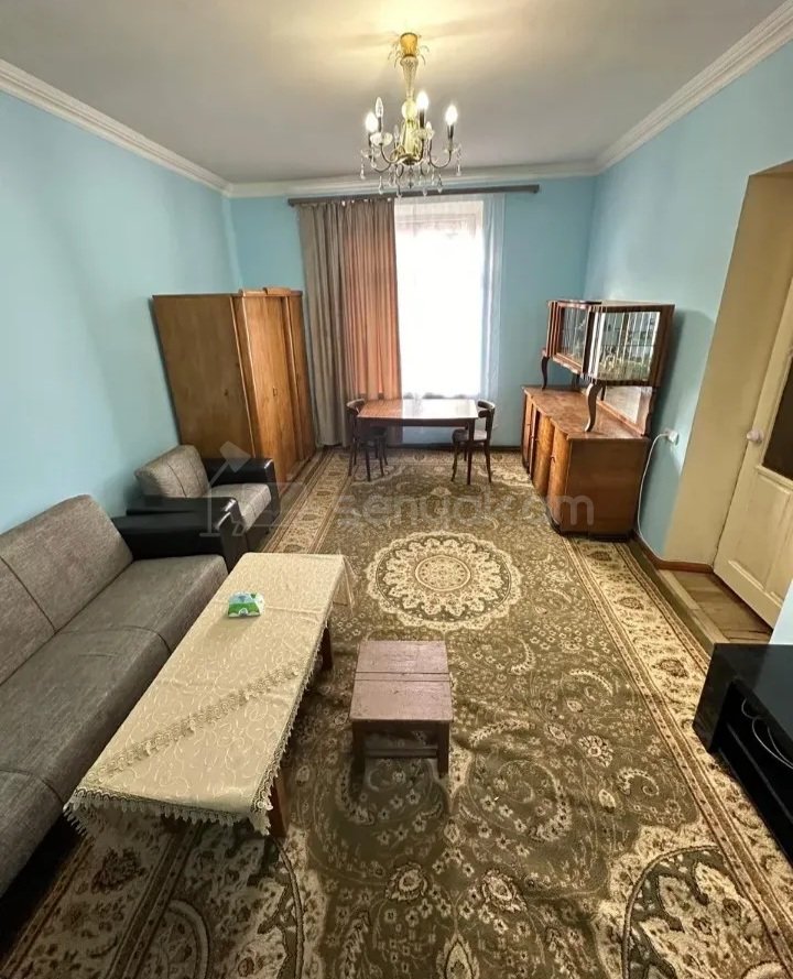 1 Սենյականոց Բնակարան Քարե Շենքում, 35քմ, 3/4 հարկ, Կոսմետիկ Վերանորոգված, Կահավորված