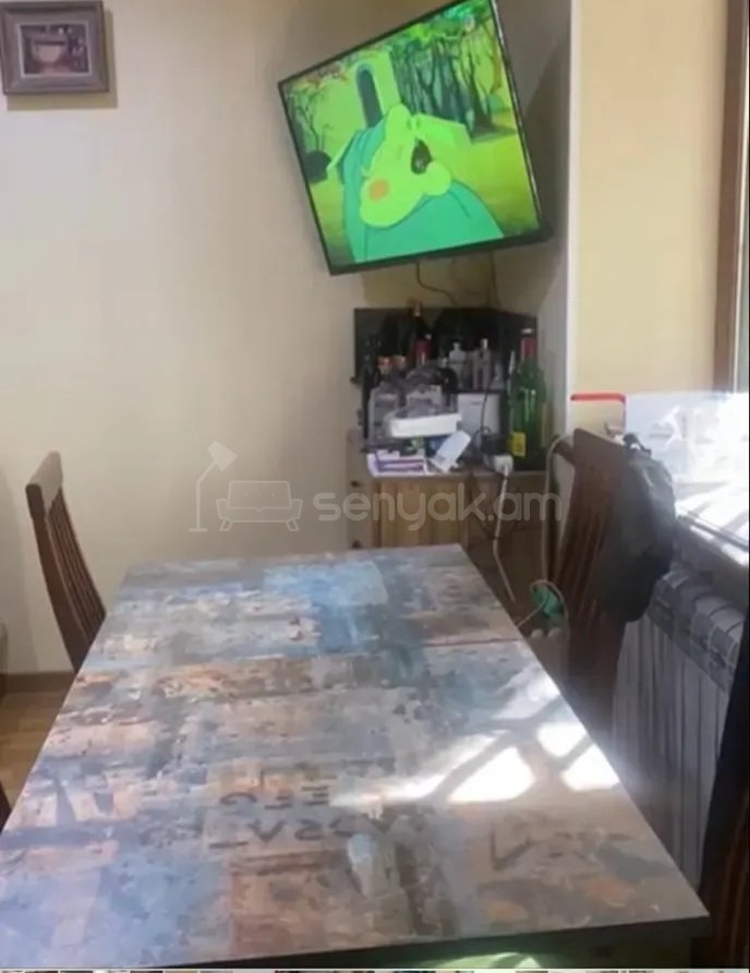 1 Սենյականոց Բնակարան Քարե Շենքում, 32քմ, 1/5 հարկ, Կոսմետիկ Վերանորոգված, Կահավորված