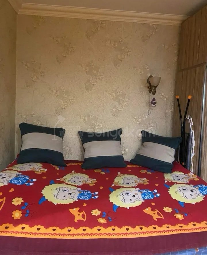 1 Սենյականոց Բնակարան Քարե Շենքում, 32քմ, 1/5 հարկ, Կոսմետիկ Վերանորոգված, Կահավորված