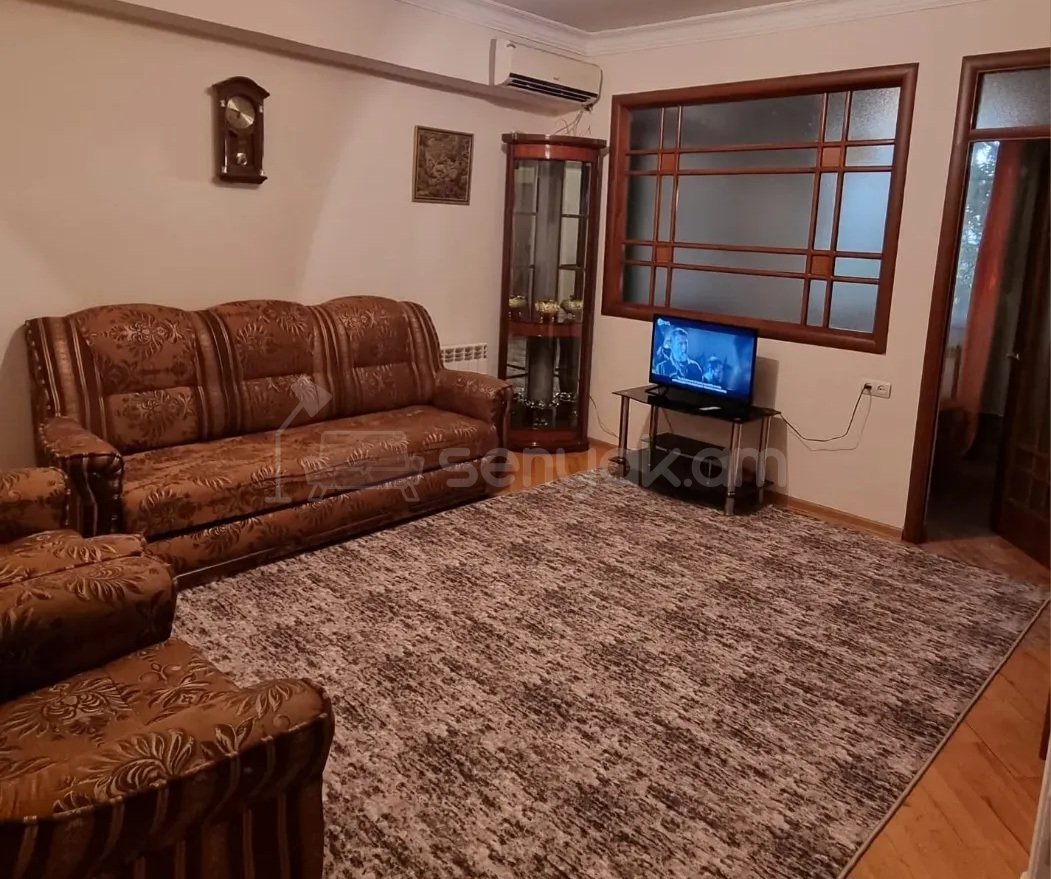 1 Սենյականոց Բնակարան Քարե Շենքում, 45քմ, 3/9 հարկ, Կոսմետիկ Վերանորոգված, Կահավորված