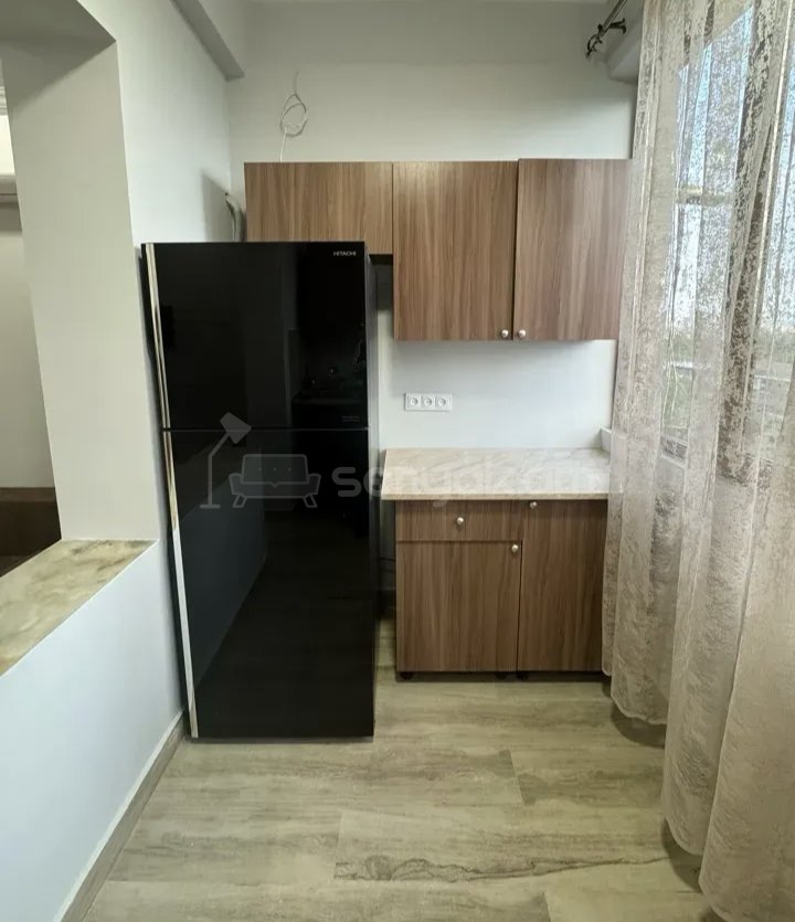 2 Սենյականոց Բնակարան Քարե Շենքում, 48քմ, 2/5 հարկ, Կապիտալ Վերանորոգված, Կահավորված