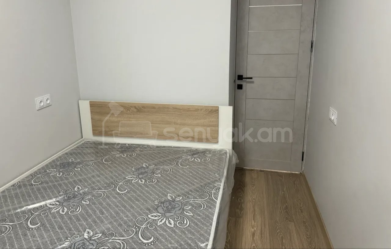 2 Սենյականոց Բնակարան Քարե Շենքում, 48քմ, 2/5 հարկ, Կապիտալ Վերանորոգված, Կահավորված