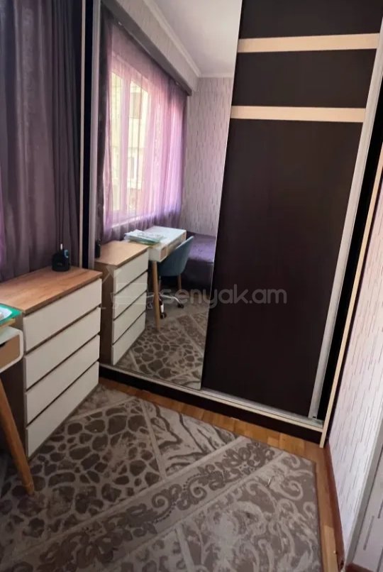 2 Սենյականոց Բնակարան Քարե Շենքում, 58քմ, 5/9 հարկ, Կապիտալ Վերանորոգված, Կահավորված