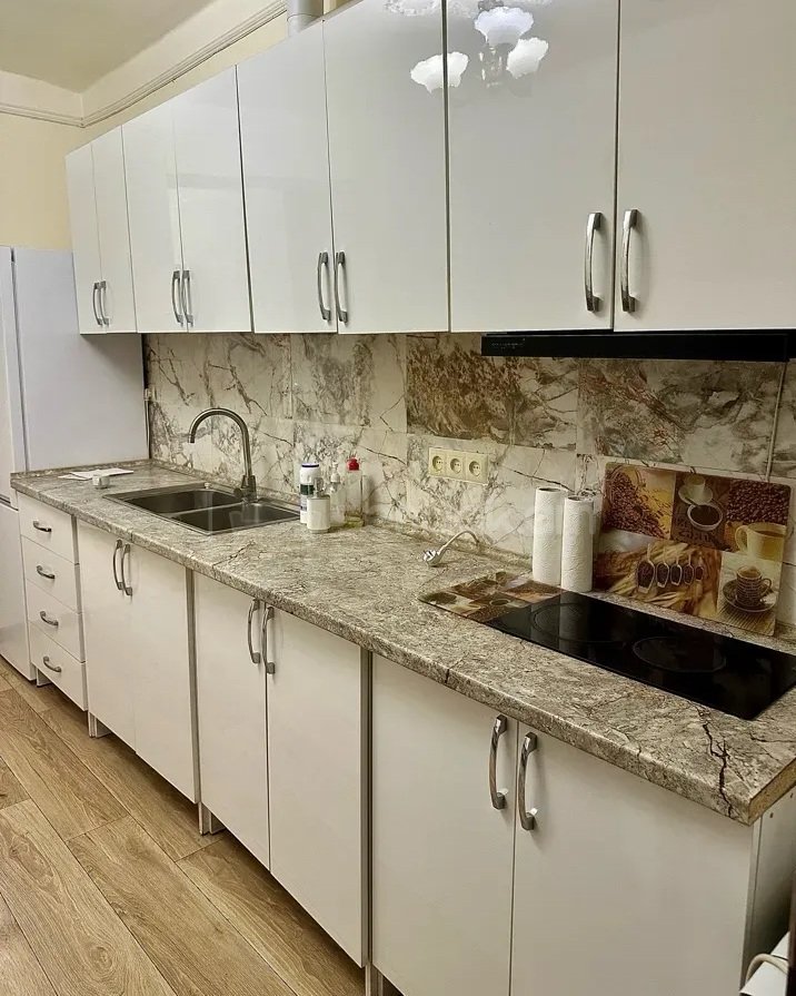 2 Սենյականոց Բնակարան Քարե Շենքում, 49քմ, 1/5 հարկ, Կոսմետիկ Վերանորոգված, Կահավորված