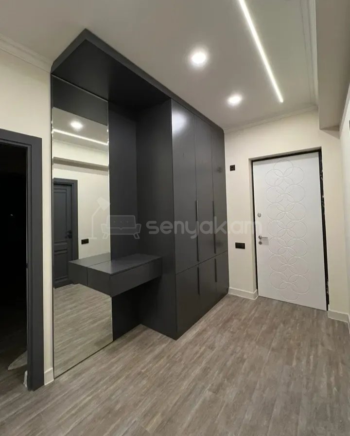 3 Սենյականոց Բնակարան, 100քմ, 2/15 հարկ, Կապիտալ Վերանորոգված, Կահավորված