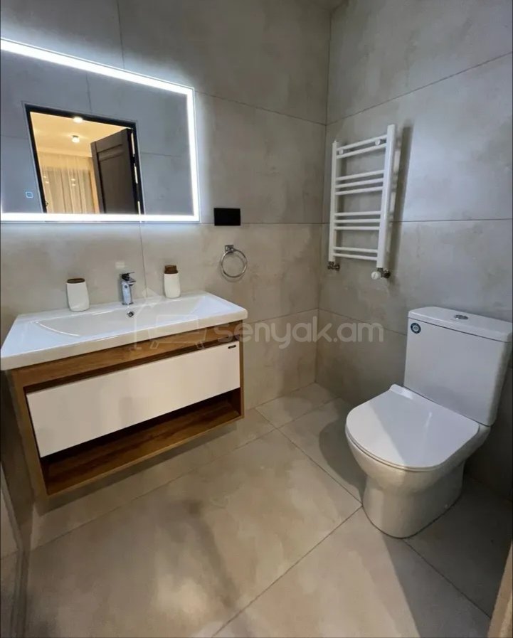 3 Սենյականոց Բնակարան, 100քմ, 2/15 հարկ, Կապիտալ Վերանորոգված, Կահավորված