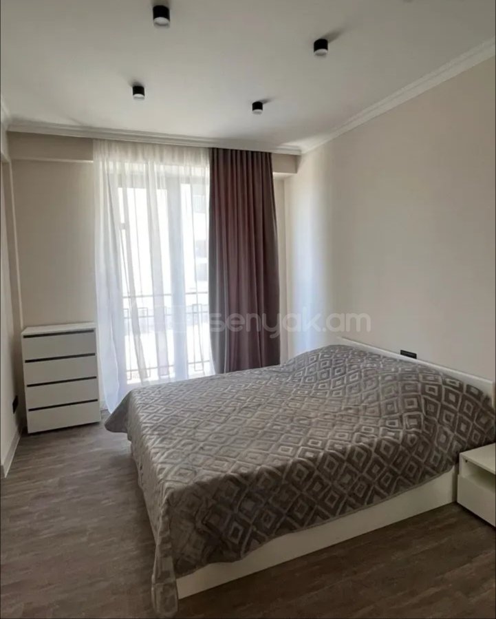 3 Սենյականոց Բնակարան, 100քմ, 2/15 հարկ, Կապիտալ Վերանորոգված, Կահավորված