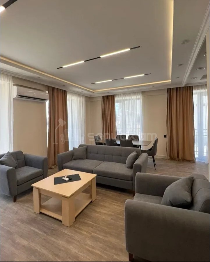 3 Սենյականոց Բնակարան, 100քմ, 2/15 հարկ, Կապիտալ Վերանորոգված, Կահավորված