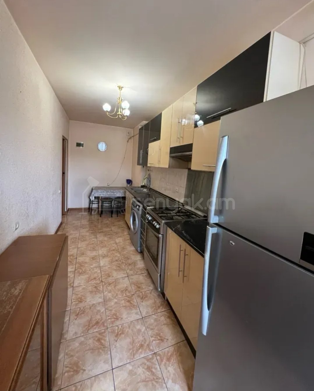 4 Սենյականոց Բնակարան, 98քմ, 9/9 հարկ, Նորմալ Վիճակում, Կահավորված, Արևկող