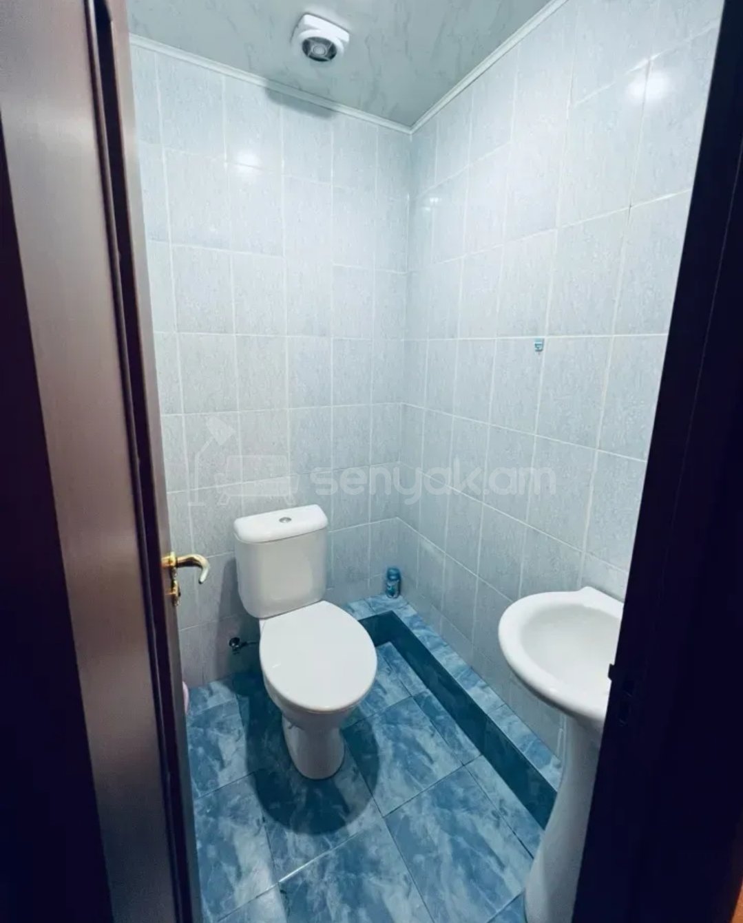 4 Սենյականոց Բնակարան, 98քմ, 9/9 հարկ, Նորմալ Վիճակում, Կահավորված, Արևկող