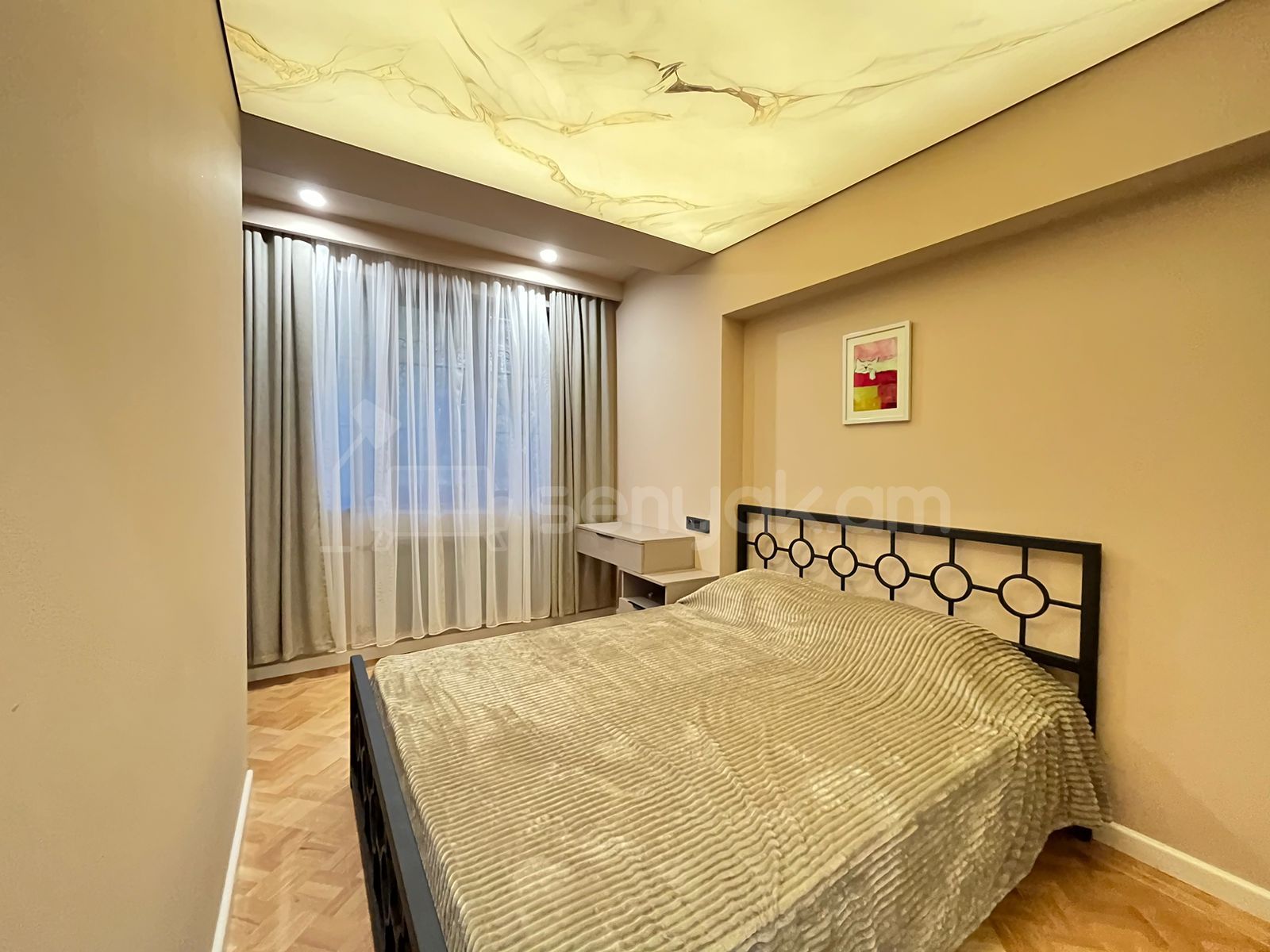 2 Սենյականոց Բնակարան, 40քմ, 2/9 հարկ, Կապիտալ Վերանորոգված, Կահավորված, Արևկող