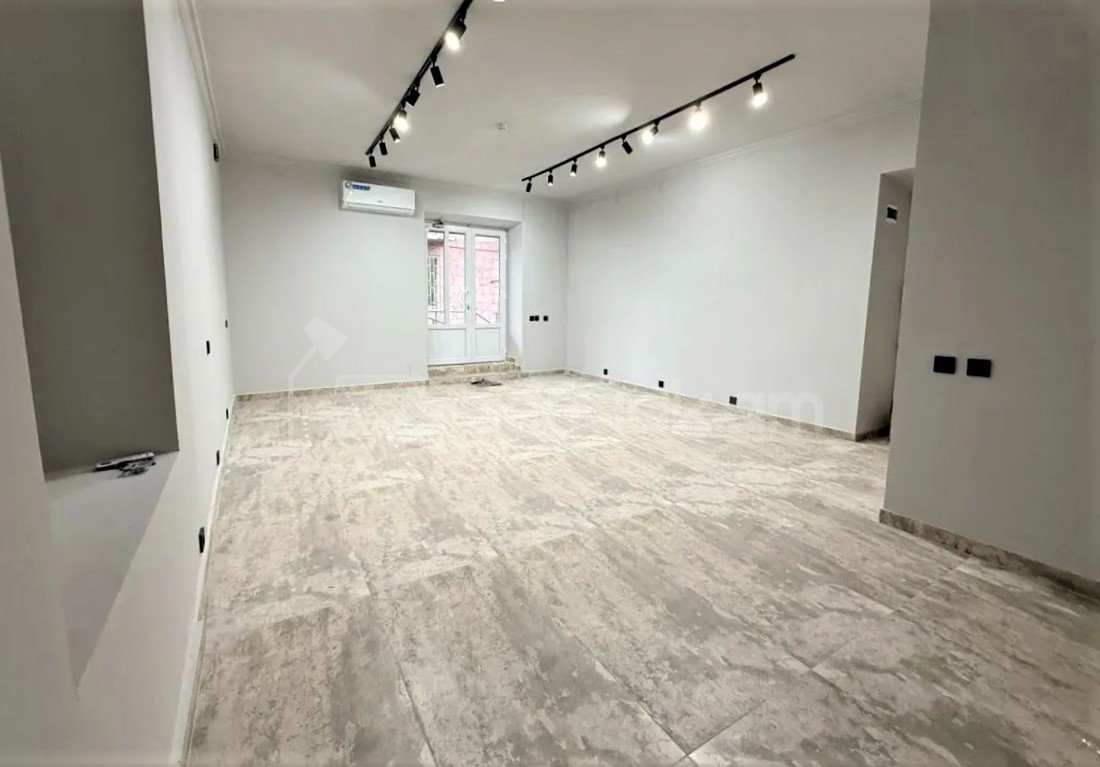 Օֆիսային Տարածք, 40քմ, Կապիտալ Վերանորոգված