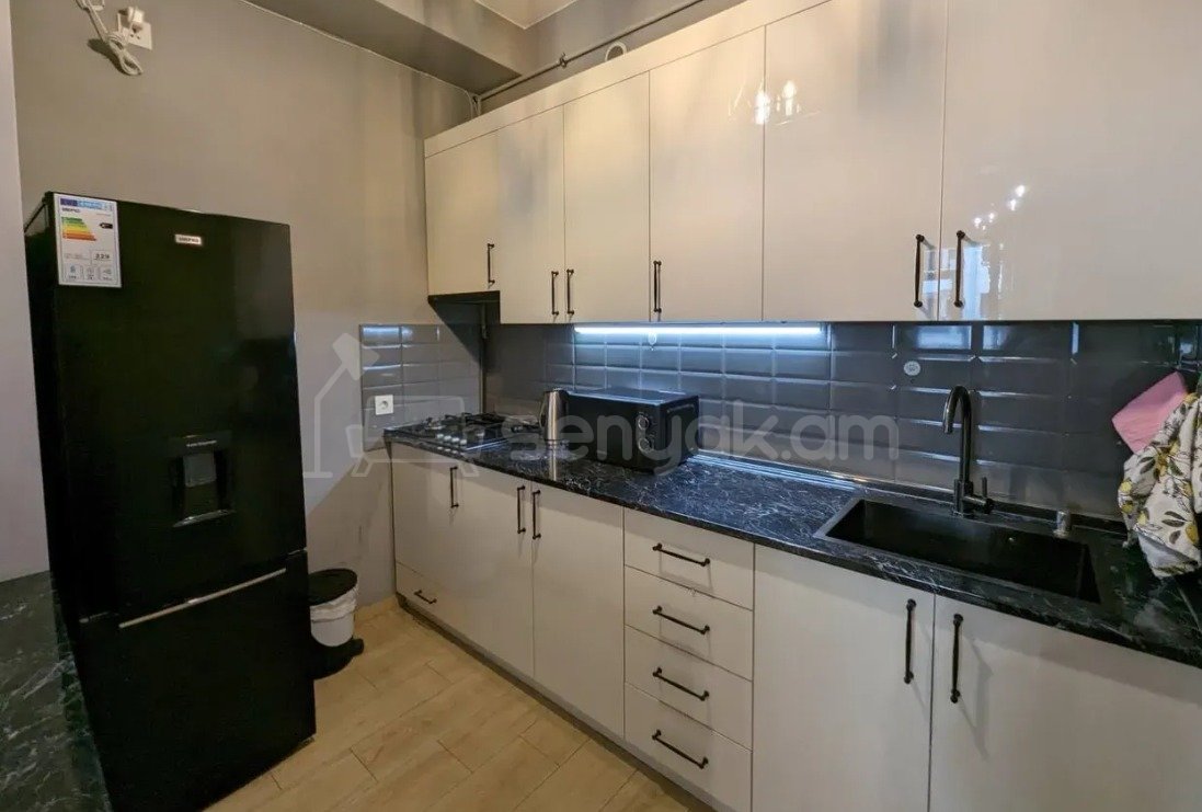 2 Սենյականոց Բնակարան Նորակառույցում, 70քմ, 7/14 հարկ, Կապիտալ Վերանորոգված, Կահավորված, Արևկող