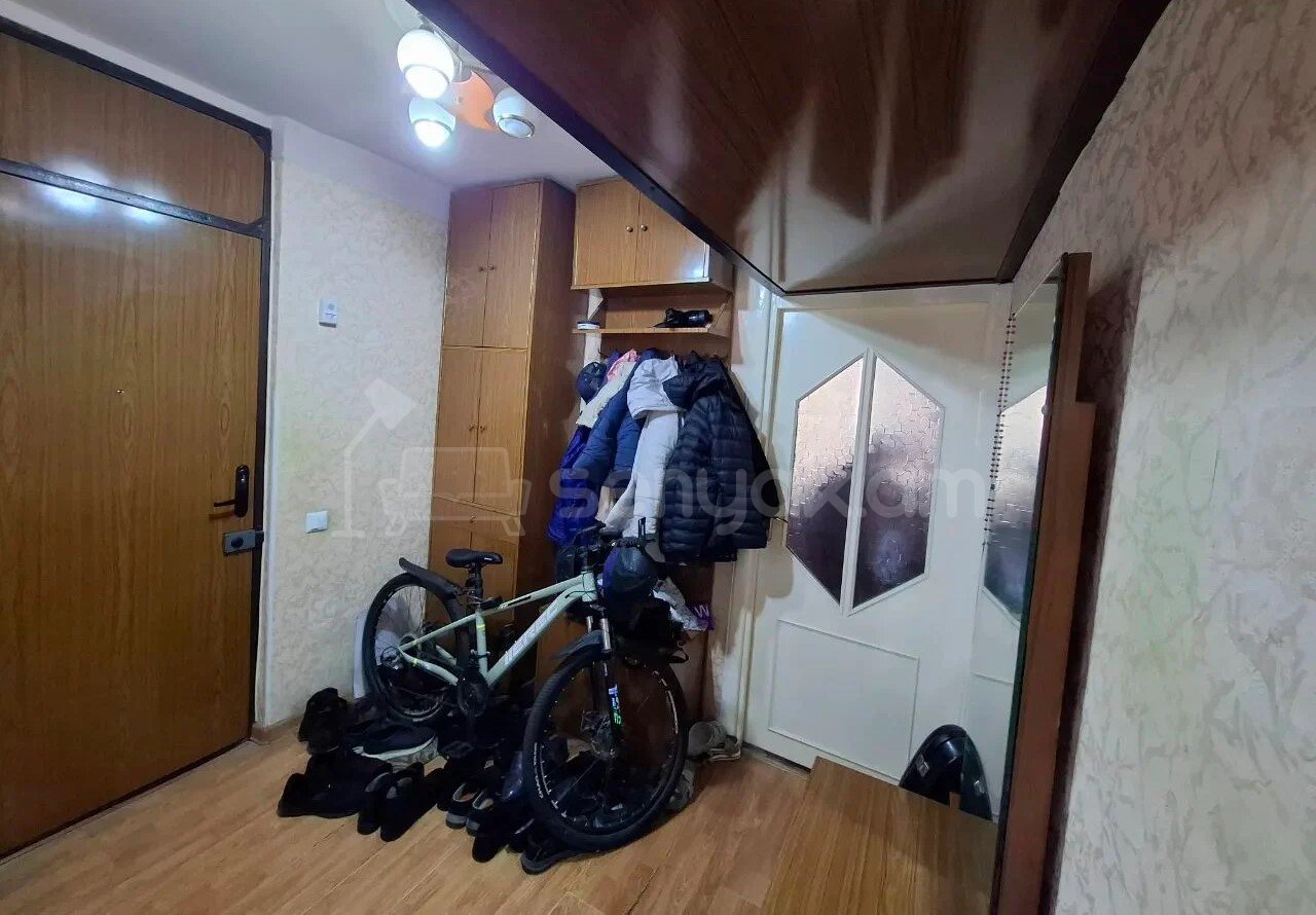 2 Սենյականոց Բնակարան, 50քմ, 4/4 հարկ, Նորմալ Վիճակում