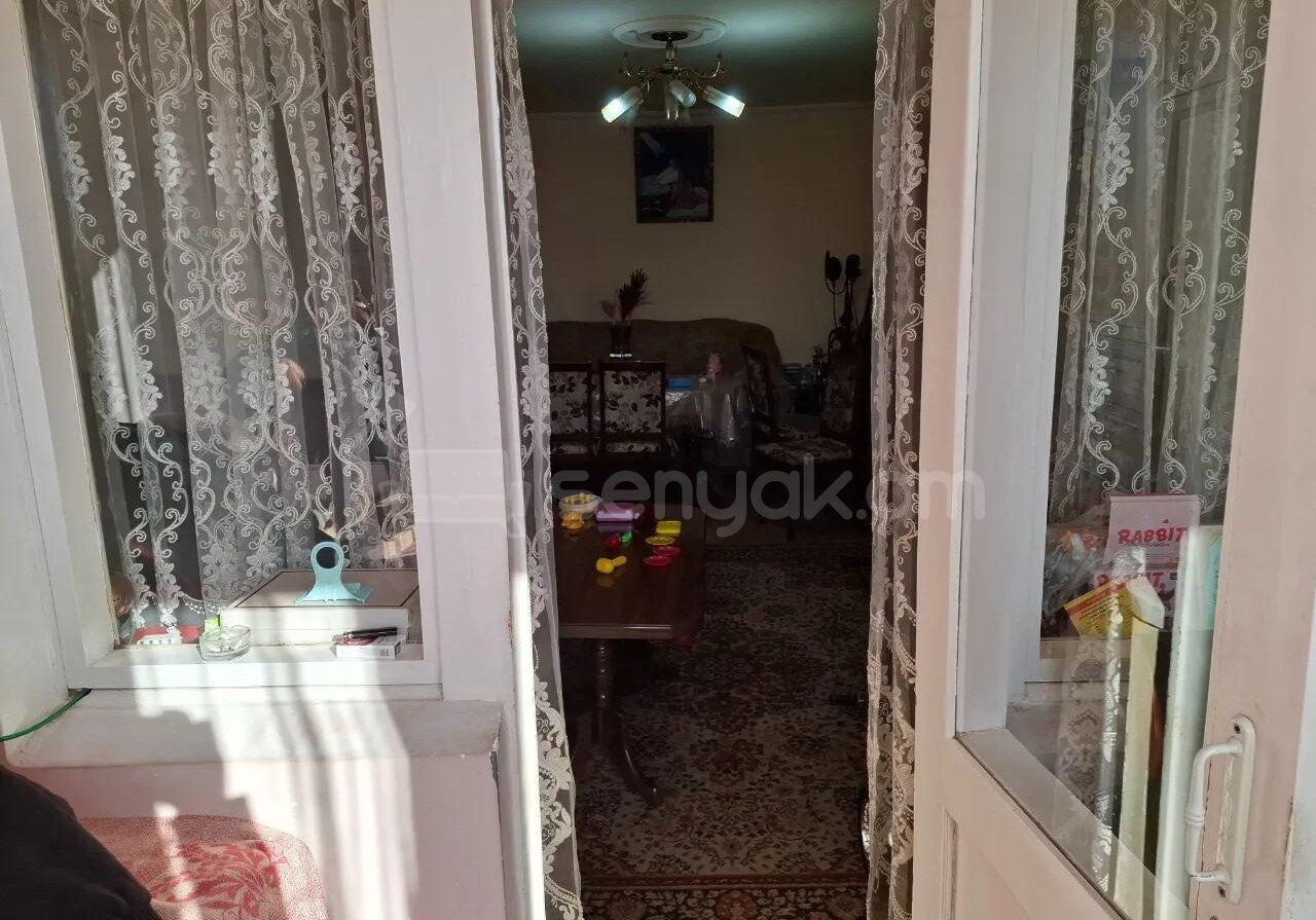 2 Սենյականոց Բնակարան, 50քմ, 4/4 հարկ, Նորմալ Վիճակում