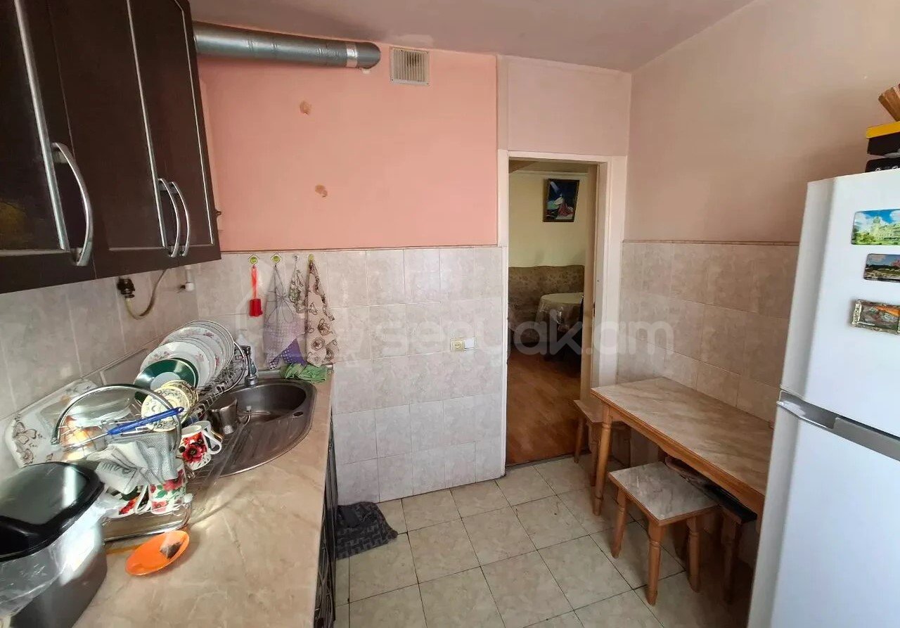 2 Սենյականոց Բնակարան, 50քմ, 4/4 հարկ, Նորմալ Վիճակում