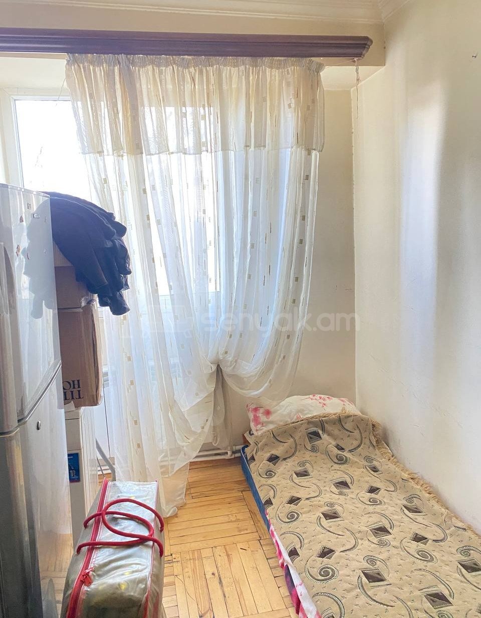 4 Սենյականոց Բնակարան, 90քմ, 2/9 հարկ, Կապիտալ Վերանորոգված