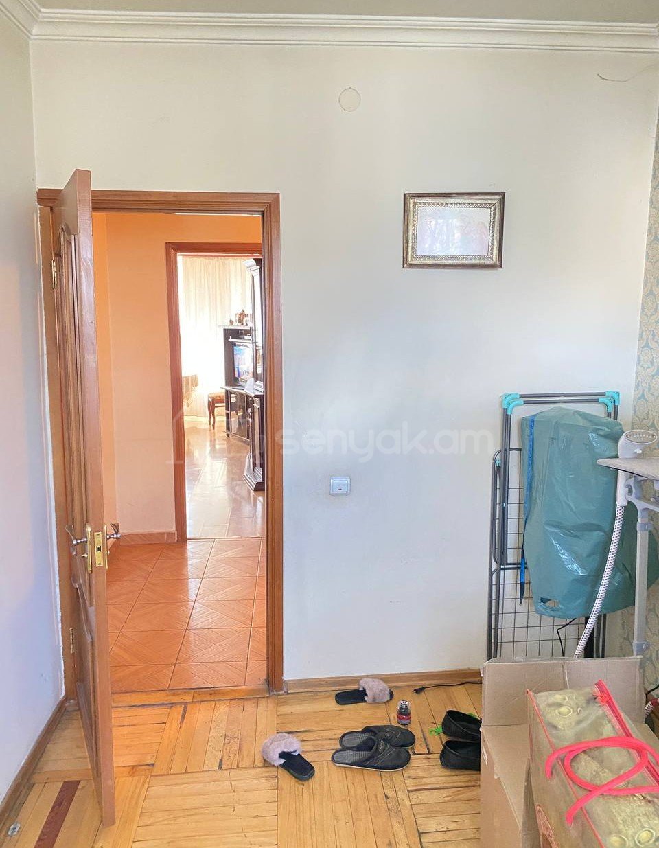 4 Սենյականոց Բնակարան, 90քմ, 2/9 հարկ, Կապիտալ Վերանորոգված