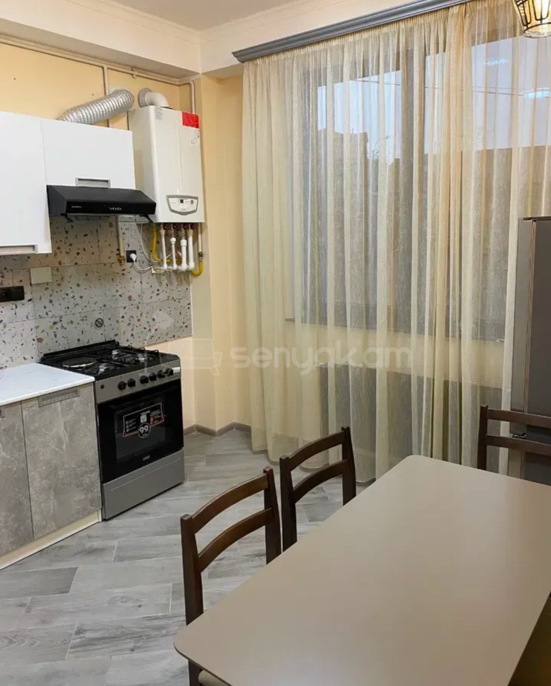 3 Սենյականոց Բնակարան Նորակառույցում, 71քմ, 2/4 հարկ, Կապիտալ Վերանորոգված, Կահավորված, Արևկող