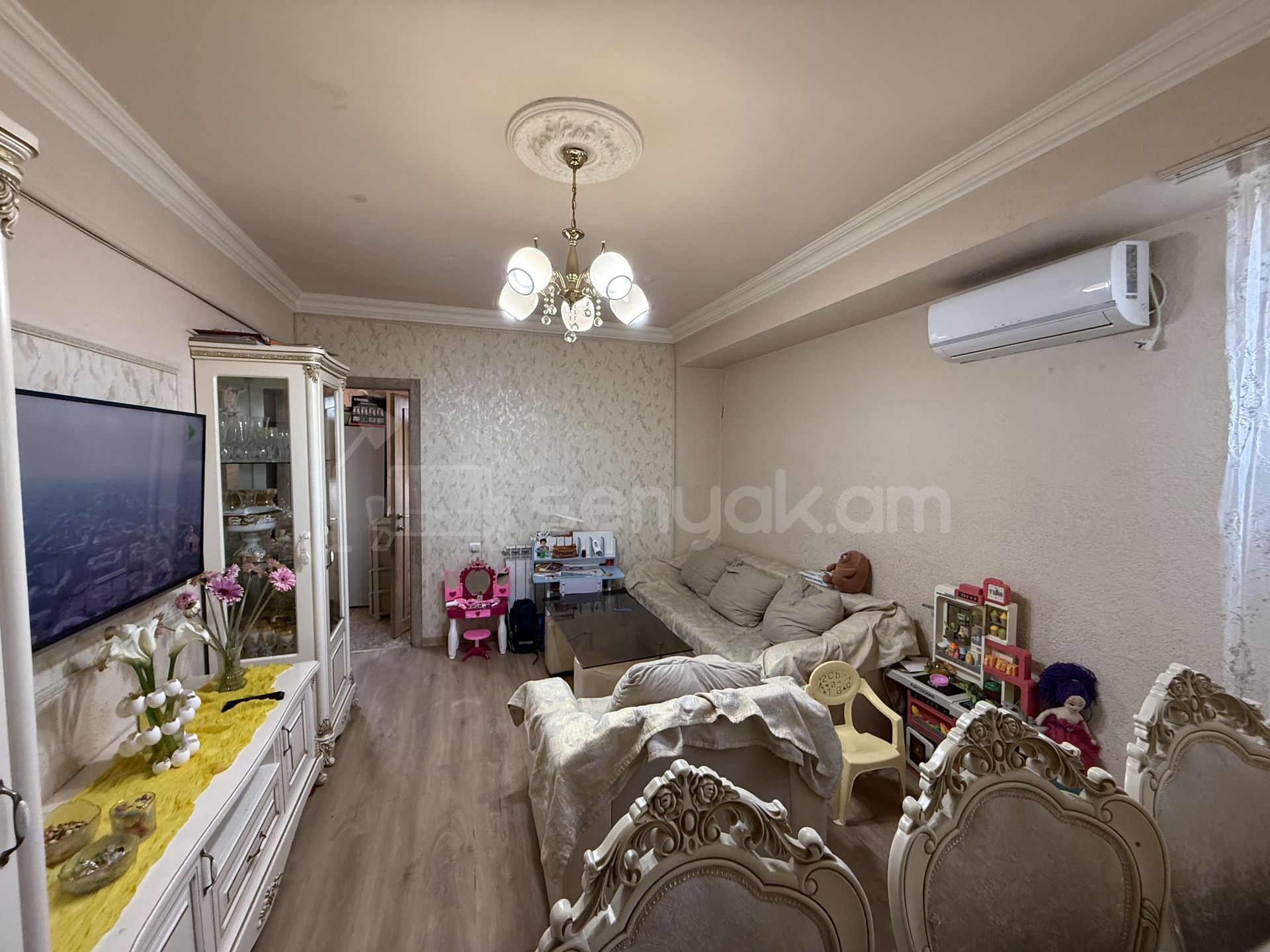 3 Սենյականոց Բնակարան, 45քմ, 9/9 հարկ, Կապիտալ Վերանորոգված