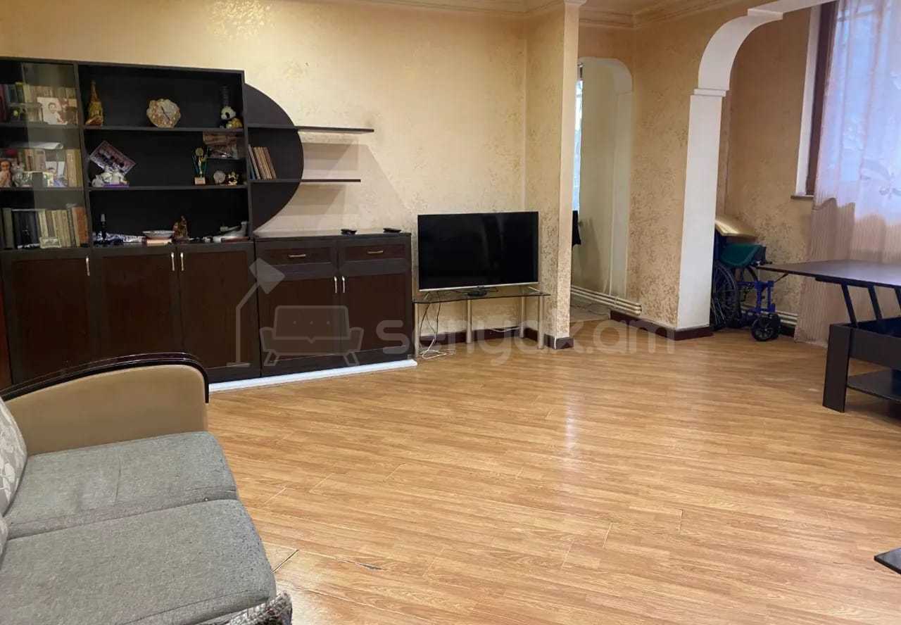 3 Սենյականոց Բնակարան, 72քմ, 1/9 հարկ, Կապիտալ Վերանորոգված