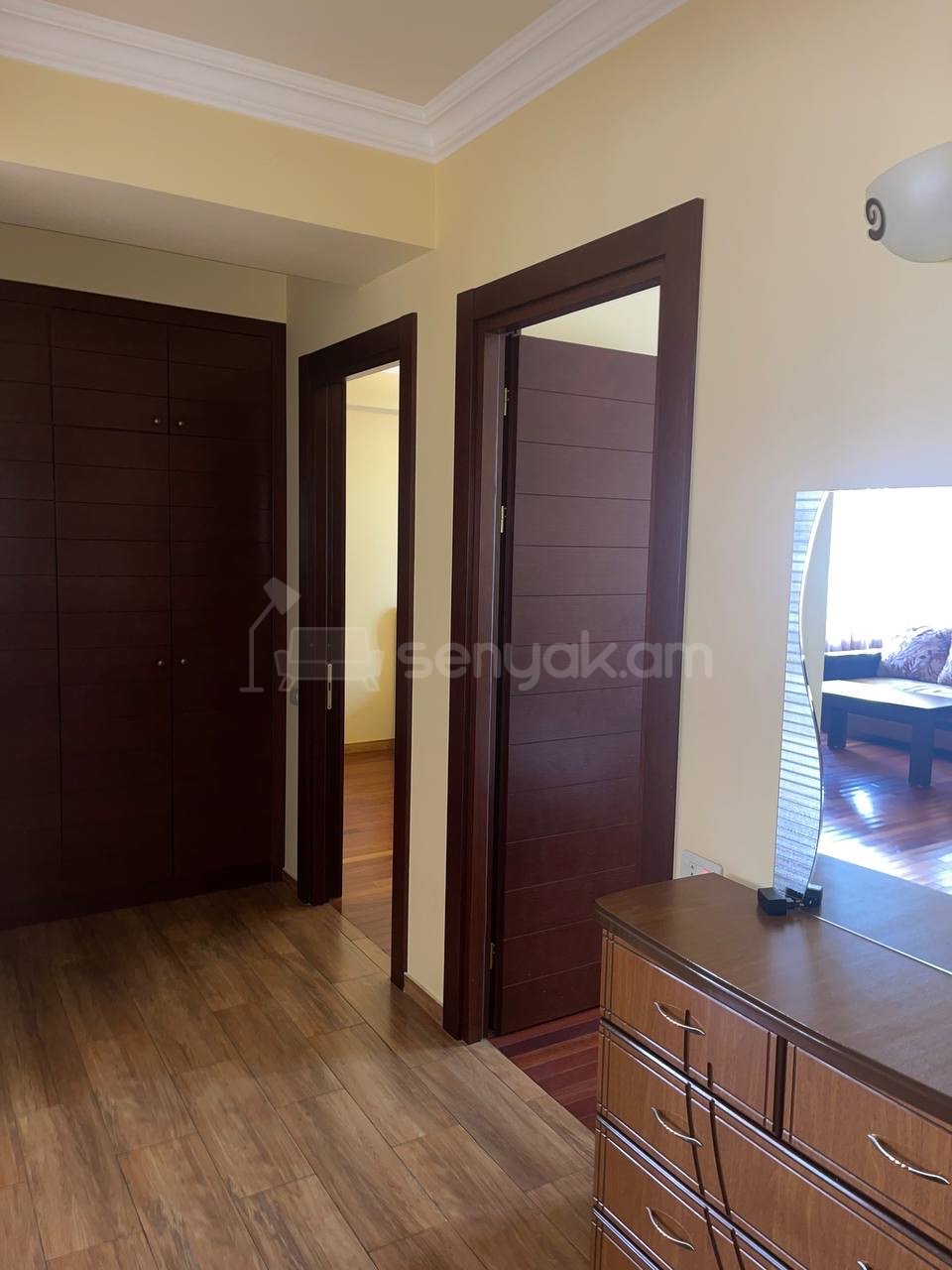 3 Սենյականոց Բնակարան, 105քմ, 6/7 հարկ, Դիզայներական Վերանորոգված